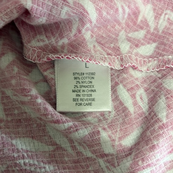 Dressbarn Women’s Size Large Pink Ruffle Tank - Picture 6 of 6